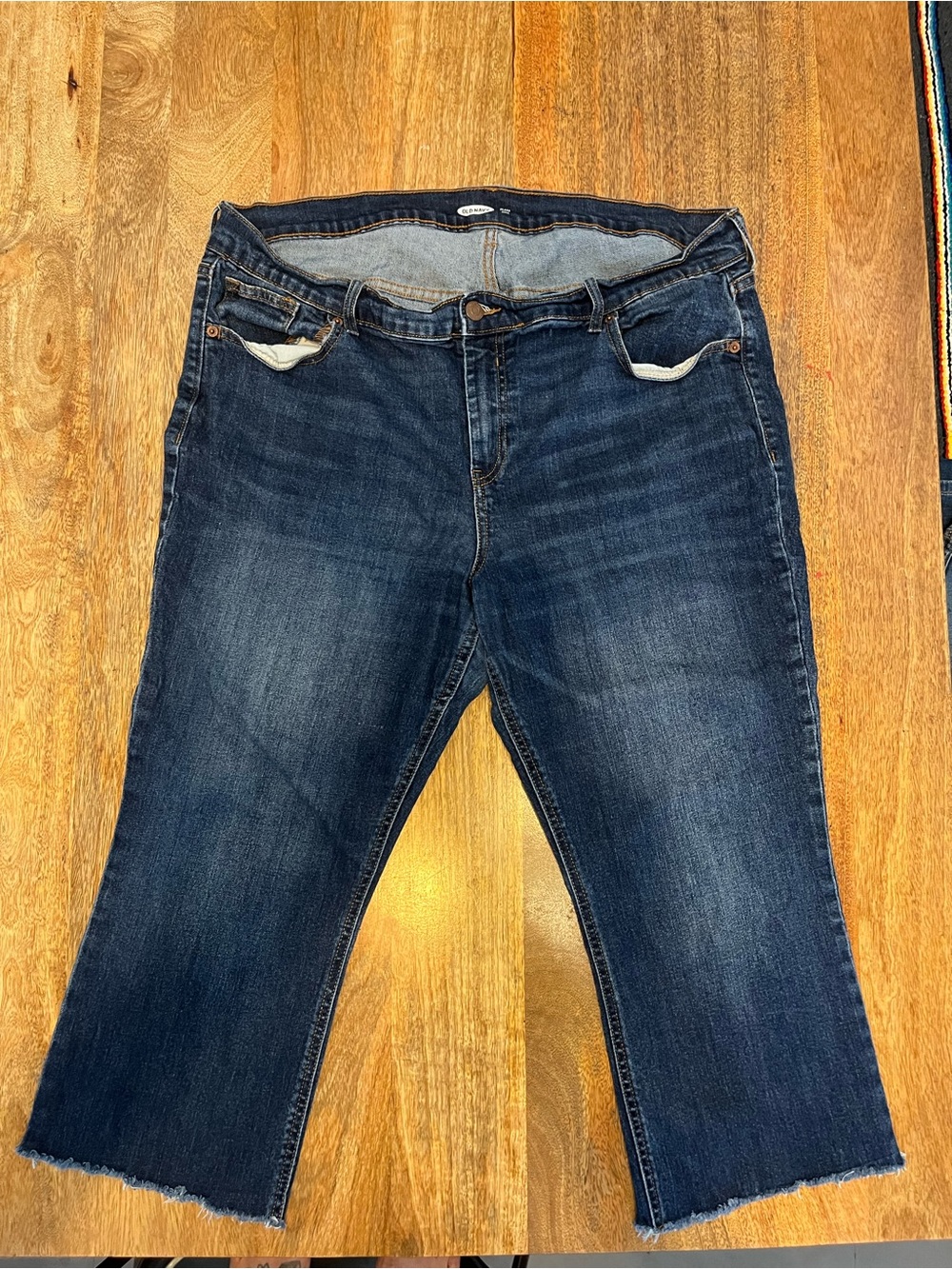 Dark Blue Cropped Flare Stretch Jeans for Women - Classic Five-Pocket Style